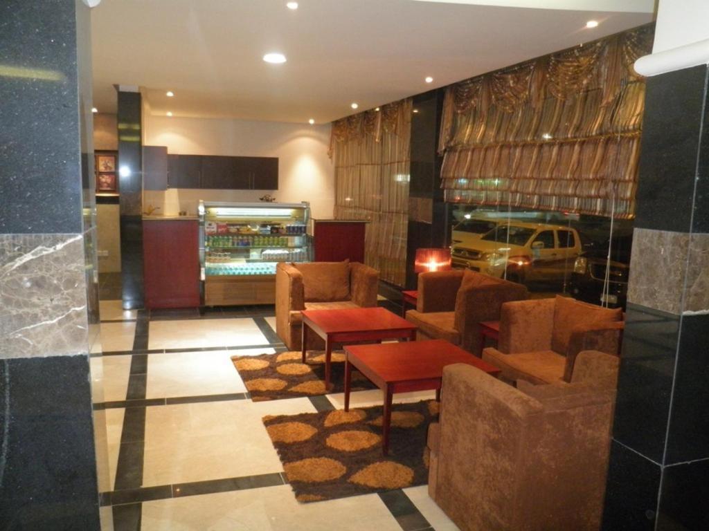 อัลมูฮัยดบ์ นัดวะอ์ อพาร์ตโฮเต็ล Aparthotel ริยาดห์ ภายนอก รูปภาพ