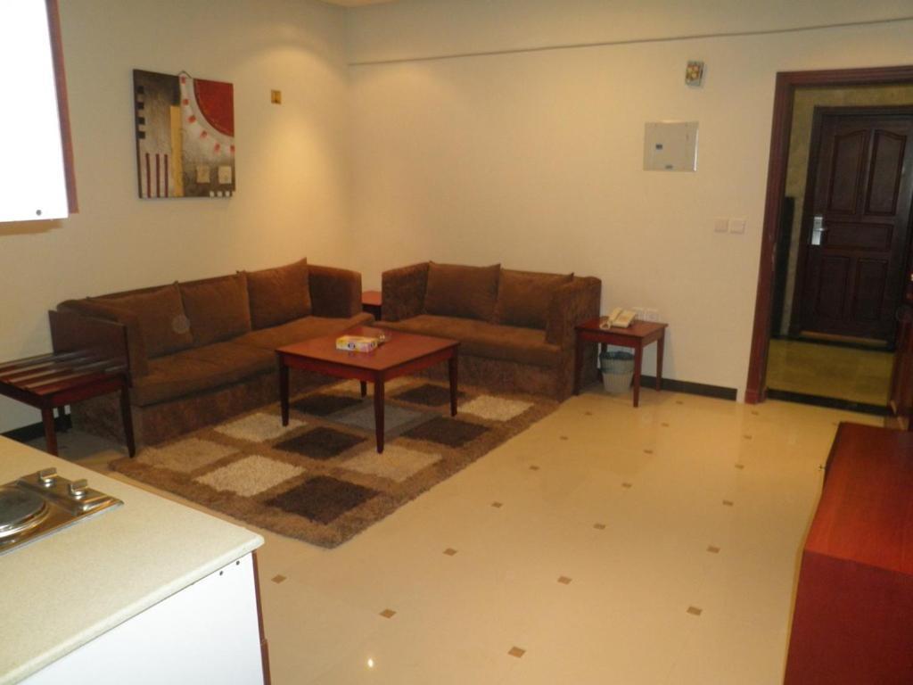 อัลมูฮัยดบ์ นัดวะอ์ อพาร์ตโฮเต็ล Aparthotel ริยาดห์ ภายนอก รูปภาพ