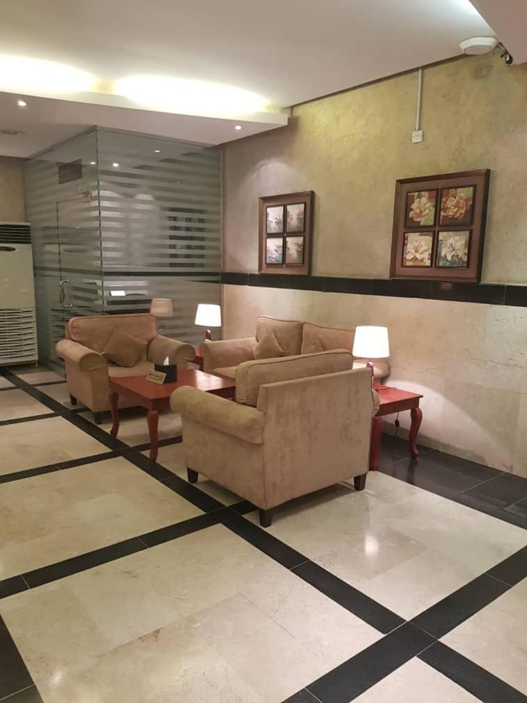อัลมูฮัยดบ์ นัดวะอ์ อพาร์ตโฮเต็ล Aparthotel ริยาดห์ ภายนอก รูปภาพ